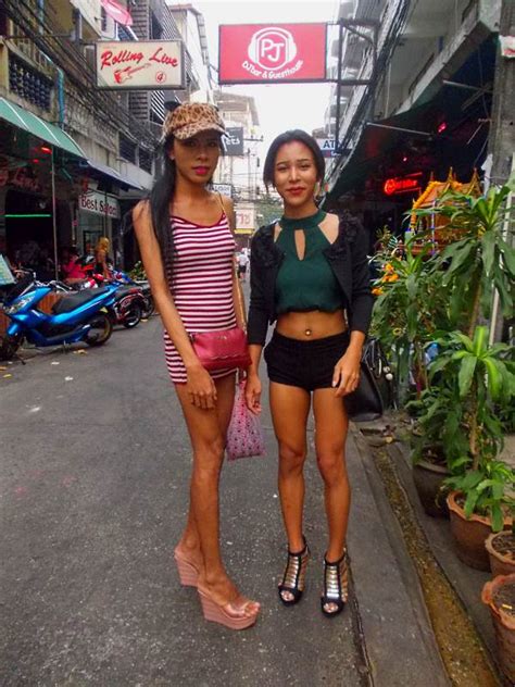 ladyboy cumshoot